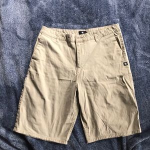 DC shorts size 33